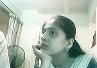 Lucknow Paki Dziewczyna ssie 4 calowy indyjski muzułmanin Paki Learn of na Webcam