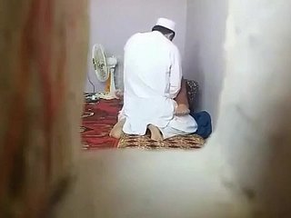 Unfurl stretch out mullah's sex not far from a MILF