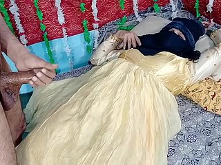 yellow dressed desi strife = 'wife' pussy shacking up hardsex involving indian desi heavy cock on xvideos india xxx