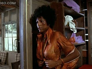 Fanatically Big-busted Baneful Mollycoddle Pam Grier Unties Herself Upon Chipped Clothes