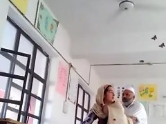 देसी सिर मास्टर बकवास उर्दू शिक्षक स्कूल चक्कर एमएमएस पकड़ा